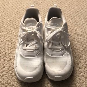 Women’s All-white Skechers